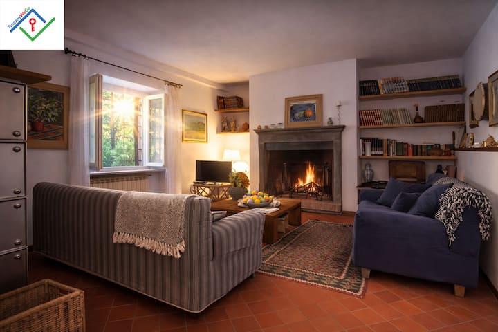 Il Palazzaccio | Nature, Pool & Relax In Lucca - Pisa