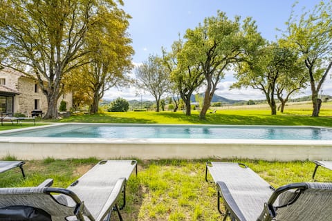 The Marronniers estate - Puy Saint Martin - 14 people