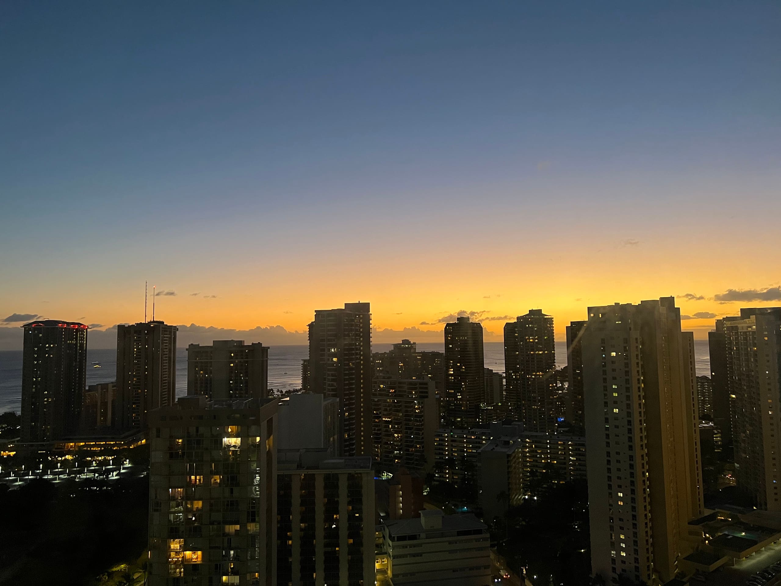 Panoramic Ocean View • 38th Floor • Sleeps 6 - Image 28