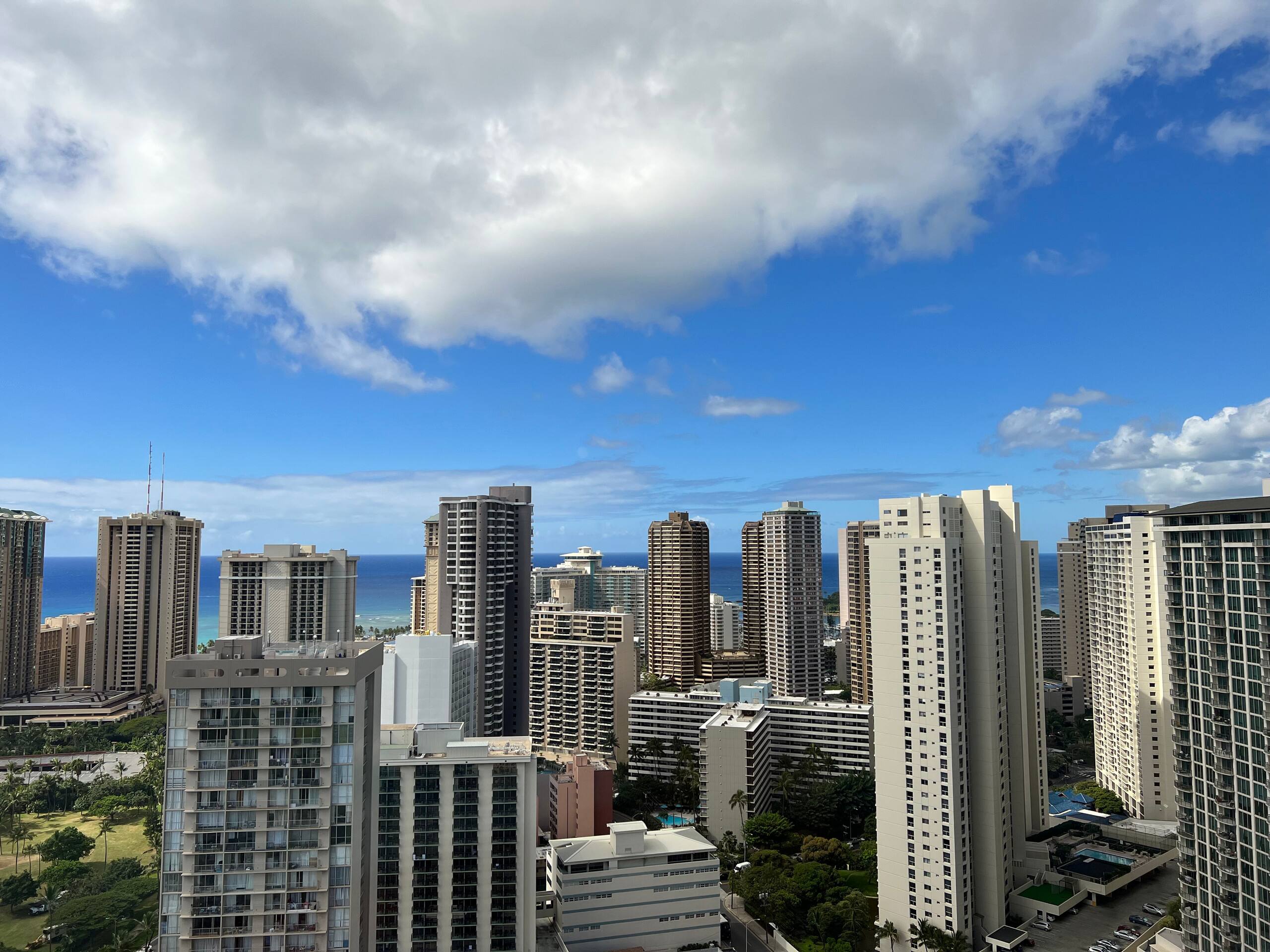 Panoramic Ocean View • 38th Floor • Sleeps 6 - Image 34