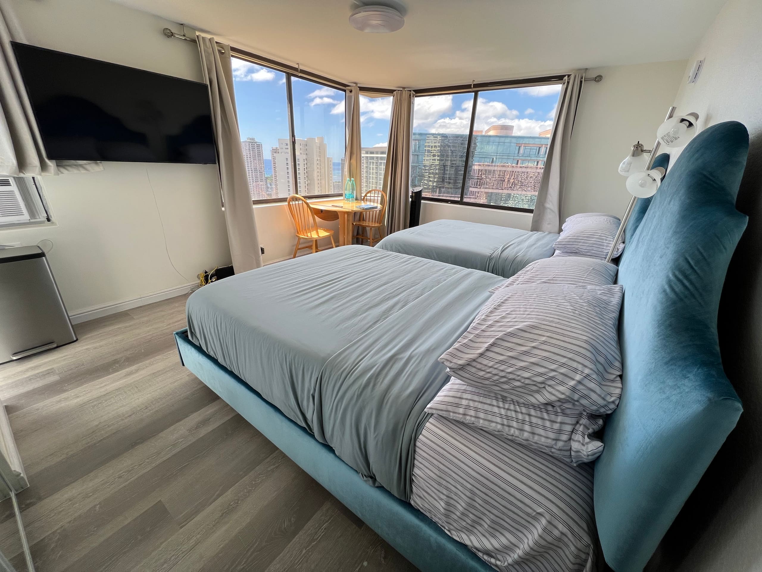 Panoramic Ocean View • 38th Floor • Sleeps 6 - Image 24