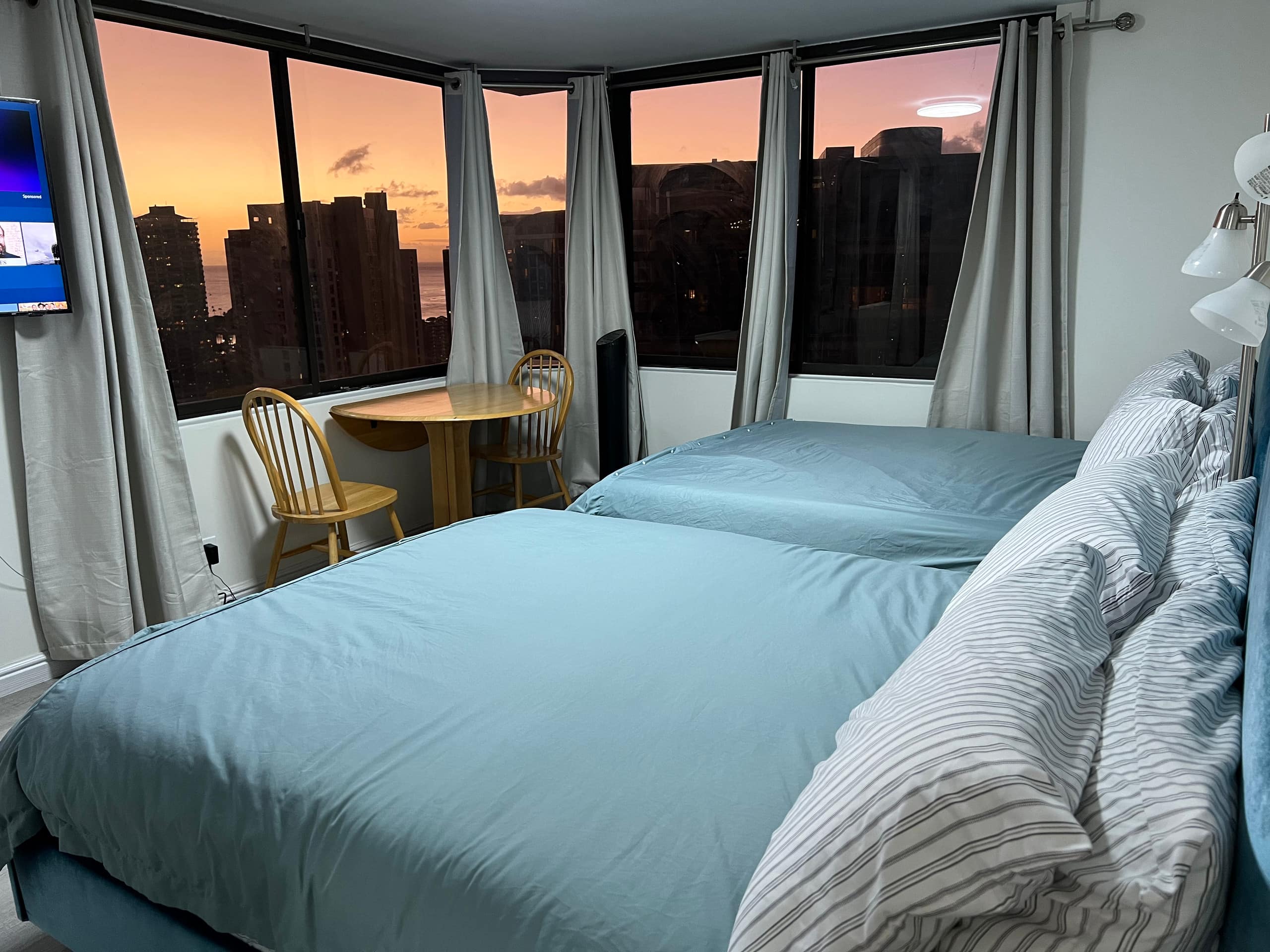 Panoramic Ocean View • 38th Floor • Sleeps 6 - Image 26