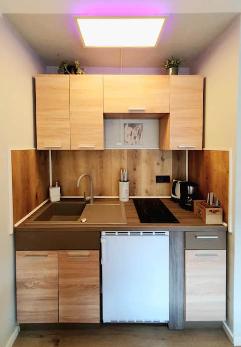 Top performing Airbnb: Boho City Grey Suite • Munich City Central Station in Augustenstraße