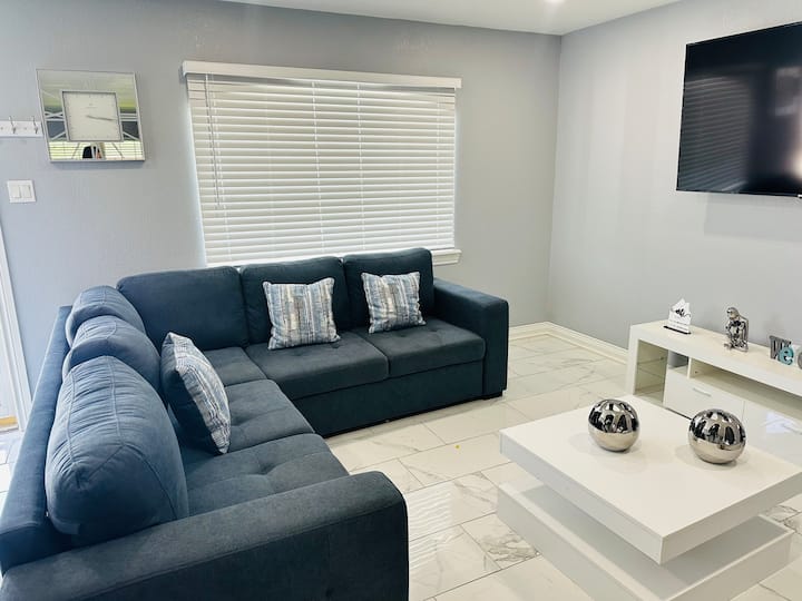 432 Home - Midland, TX