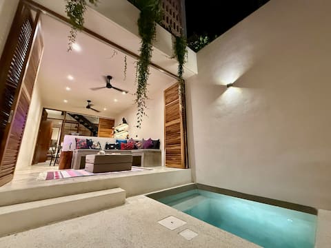 Successful Airbnb property: 2 Min to the Beach * Private Pool * Design * Starlink in Oaxaca
