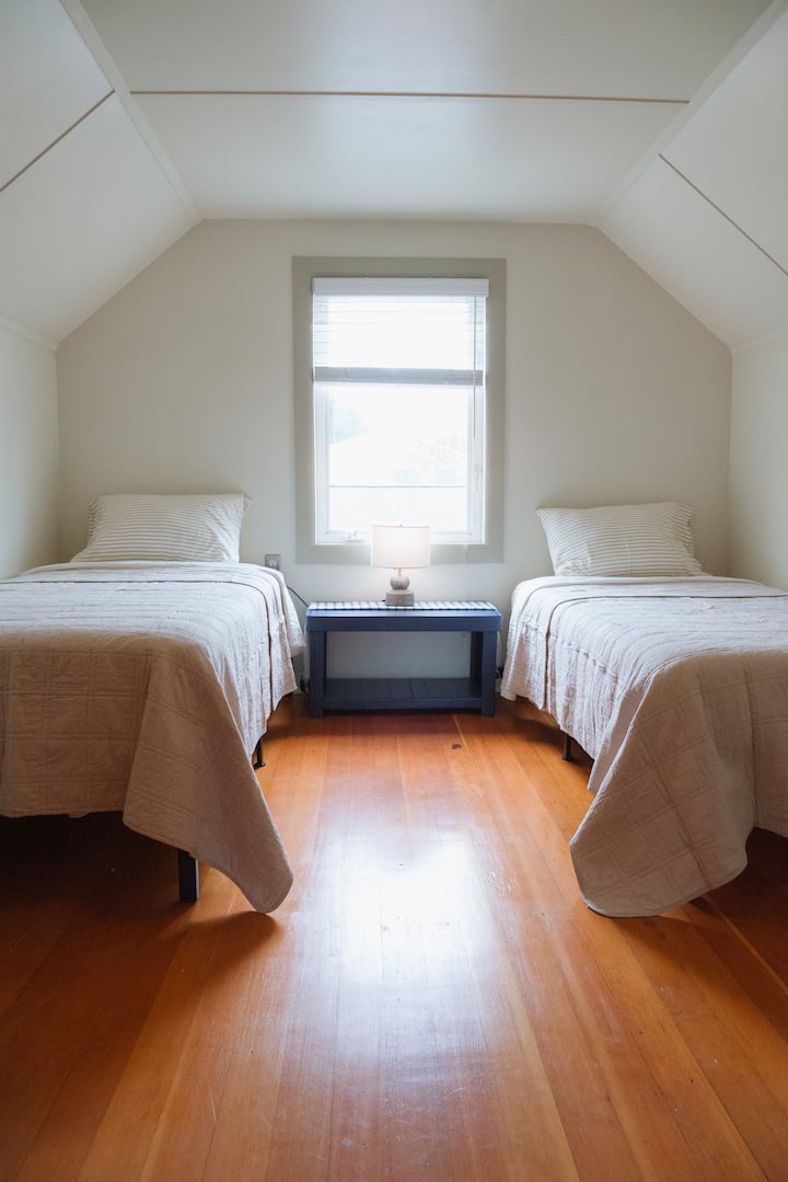 საძინებელი 3