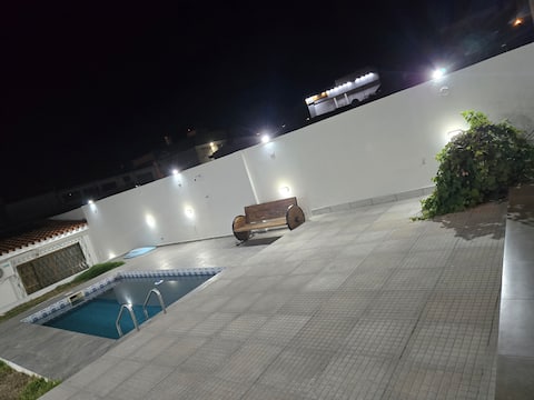 Elegant House with Pool Installment in 6x sj