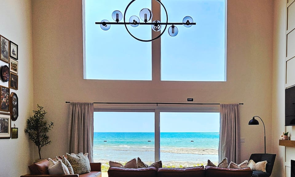 A new lakefront cottage on Lake Huron with a full rec room, Northern Bruce Peninsula, Ontario, Canada, photo 4 of 10
