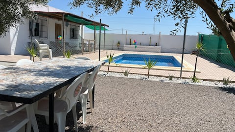 Oasis Pool in the Desert | BBQ and Garden