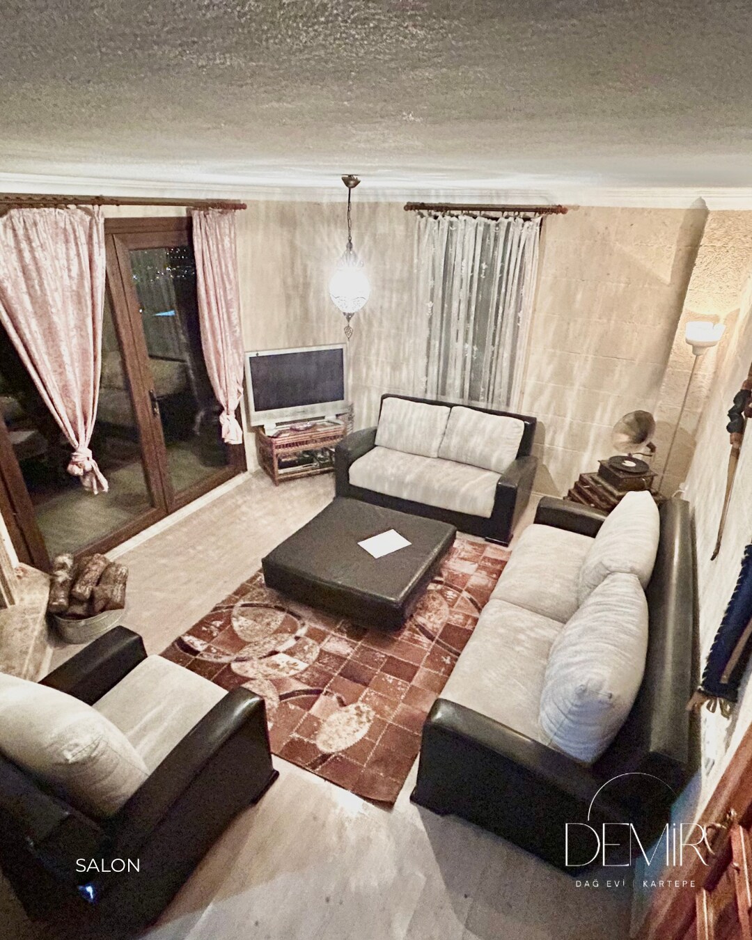 غرفة المعيشة