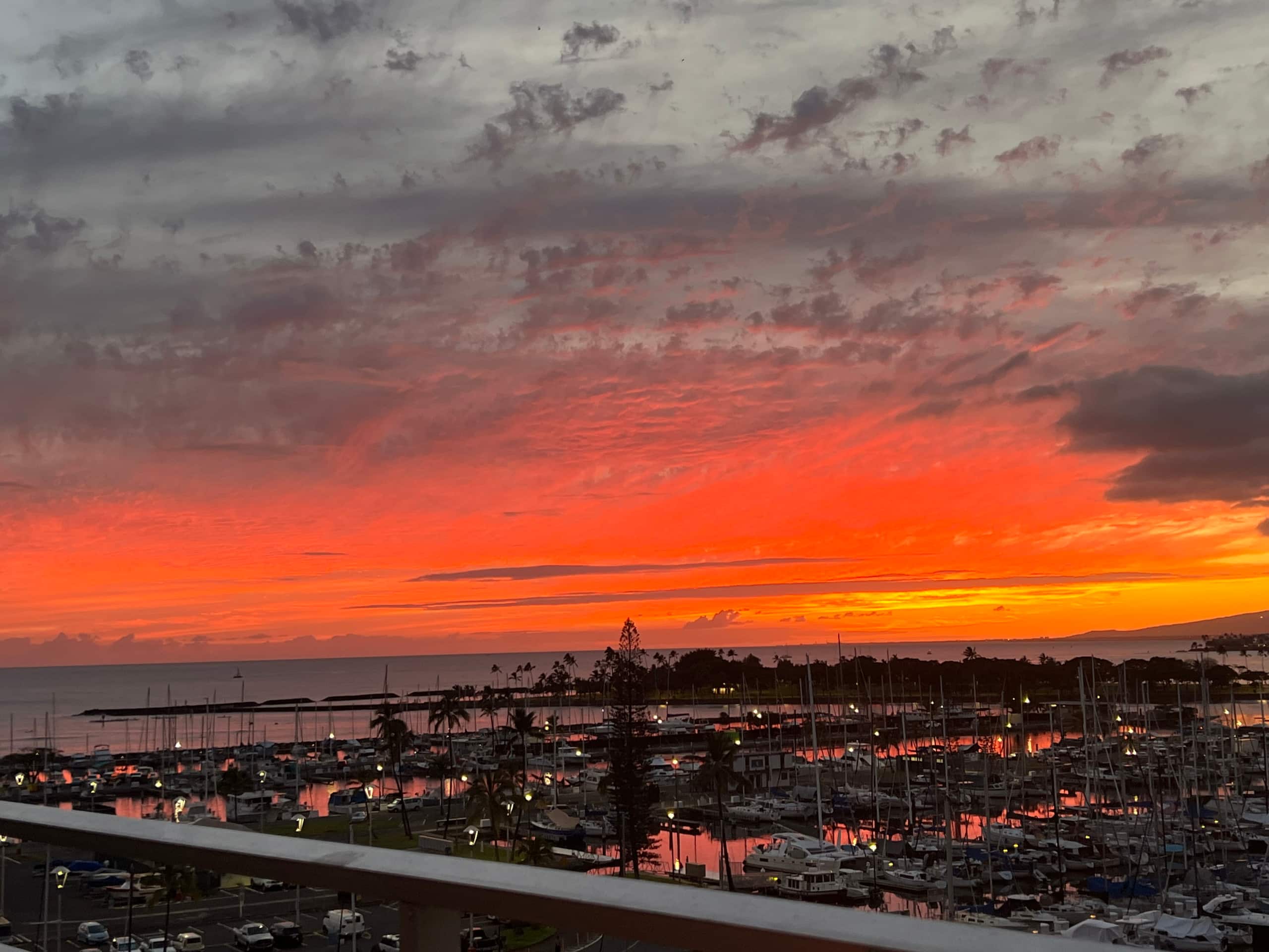 Ilikai Hotel - Sunset Harbor View Retreat  - Image 23