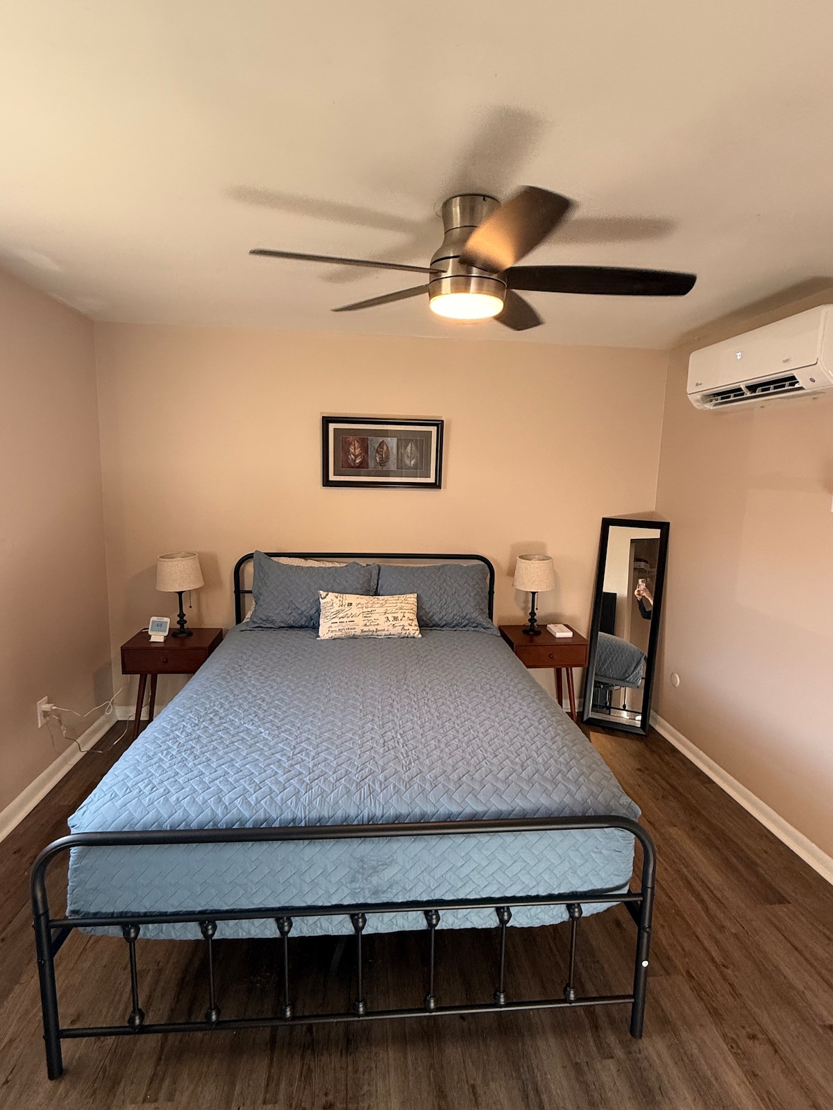 غرفة النوم 1