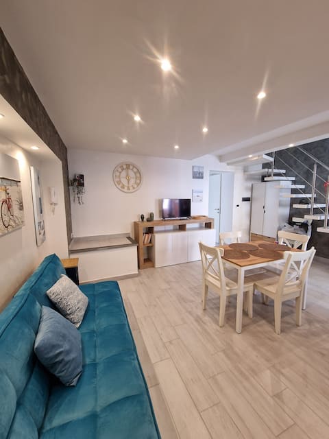 Annuncio Airbnb popolare: Olmo Procida Suite a Procida