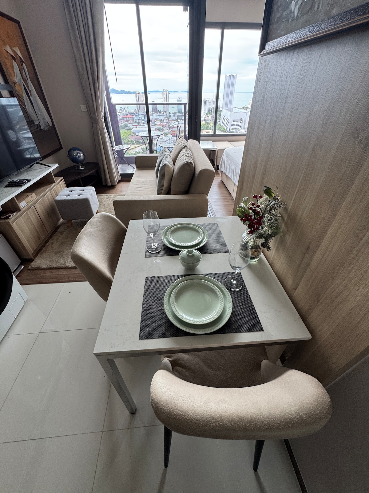 Luxury Sky Condo photo 3