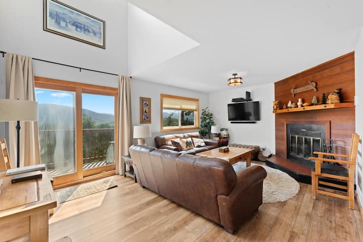 Unbeatable Views & Cozy Vibes – 3 Ski Resorts - Silverthorne, CO