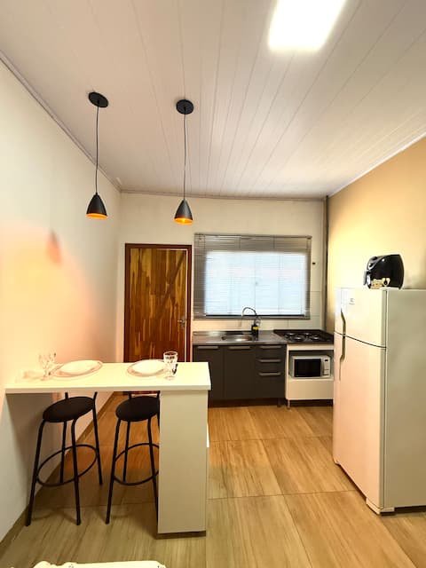 Cozy little place near Av. Tancredo Neves
