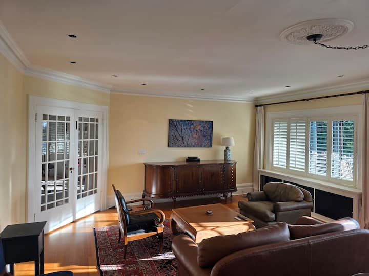 West Side Vancouver 3 Bedroom Townhouse - Vancouver