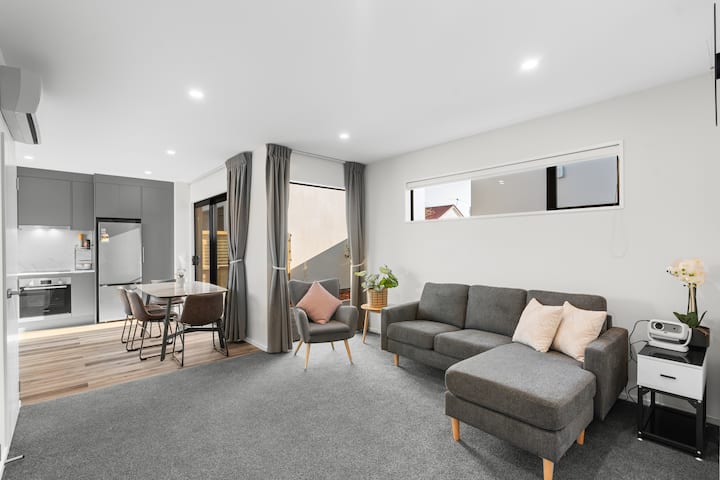 Cosy Corner- Riccarton - Christchurch