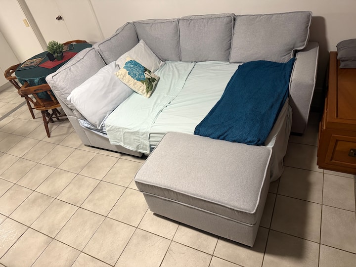 Air-conditioned Stylish 1br Flat + Pool Access - Griffith University, Nathan Campus