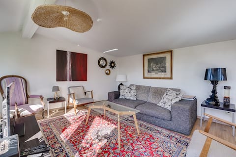 Top performing Airbnb: The Rooftop of the Carmelites in Toulouse