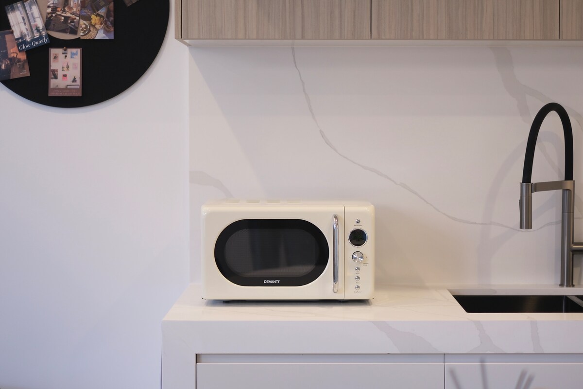 'Vinyl' · 1-BR Apt in Burwood near OlympicPark/CBD