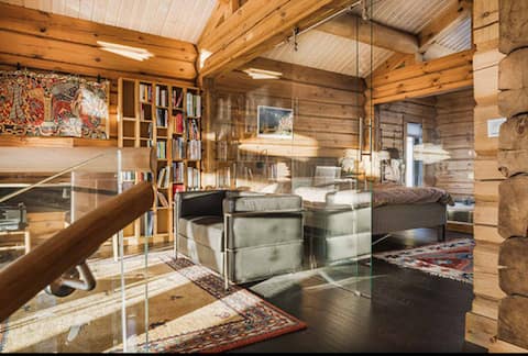 Popular Airbnb listing: Exclusive log cabin in the mountains. Ski in-out. in Ringebu