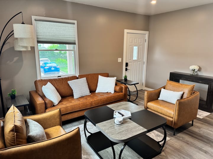 4 Min Walk To Train, 37 Min To Nyc, Luxury Unit! - Rye, NY