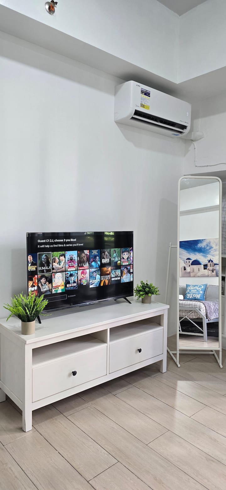 2j- Across Naia T3 | 81 Newport | 200mbps +Netflix - Pasay