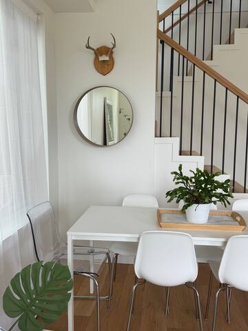 Roger & May’s Cabin gallery image 5