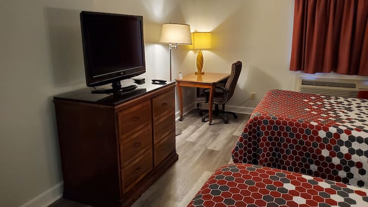 Double Bed - Smithfield, VA