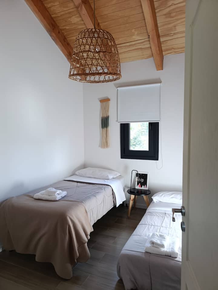 2 bedden van anderhalf 