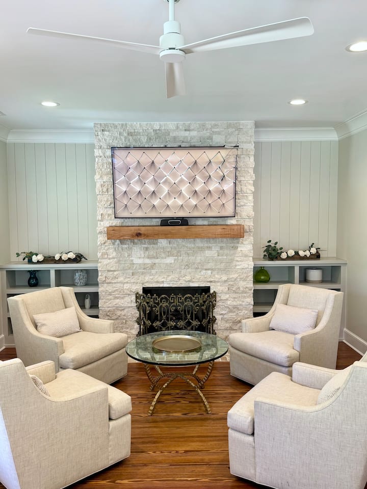 Spartanburg College Town Cottage-converse Heights - Spartanburg, SC