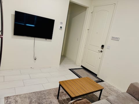 Top Airbnb: Private Entry Guesthome Ontario Ranch Eastvale in Ontario
