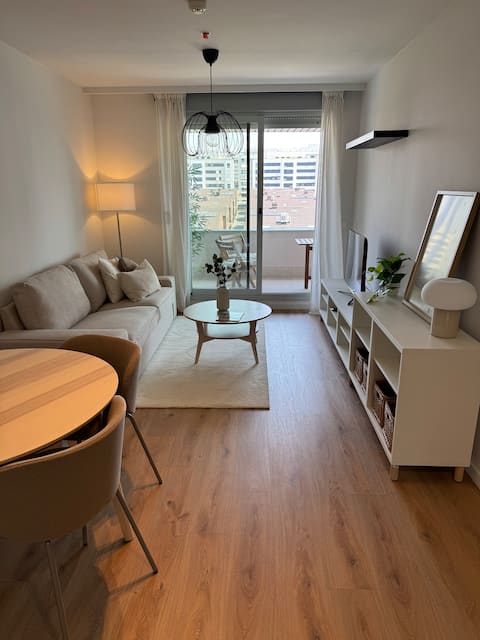 Luxury Apt near Madrid Airport · Pool · Spa · Gym