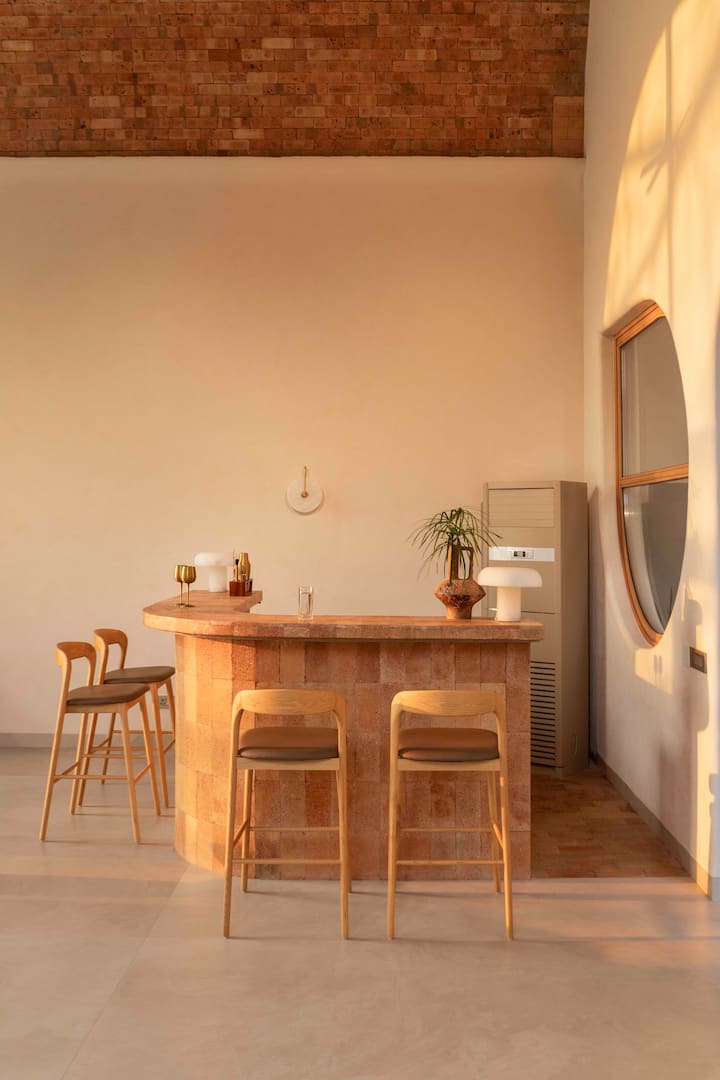 Living room image 8