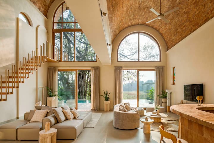 Living room image 1