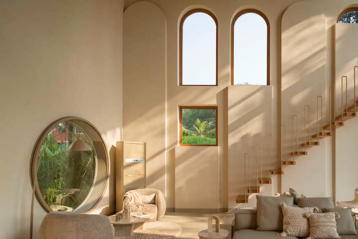 Living room image 5