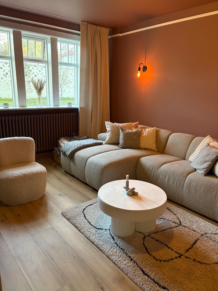 Cozy Apartment In West Town Very Close To Center - Reykjavík