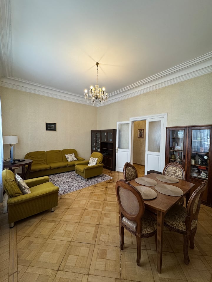 Apartment In Old Tbilisi - Tbilissi