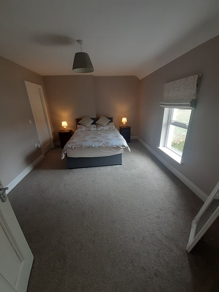 غرفة النوم 1