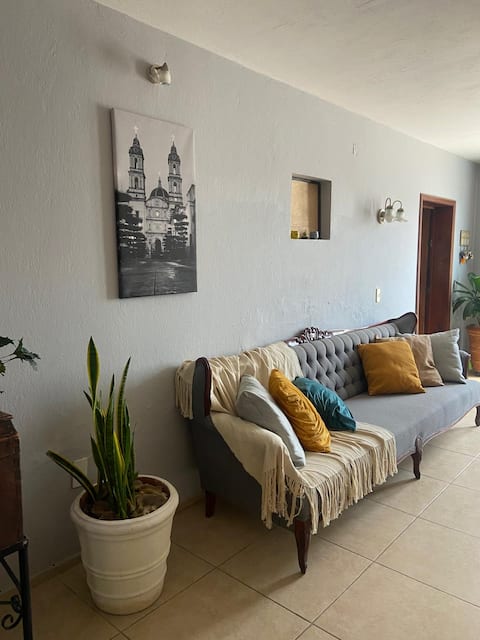 Spacious Comfortable House and Central Terrace (Option #1)