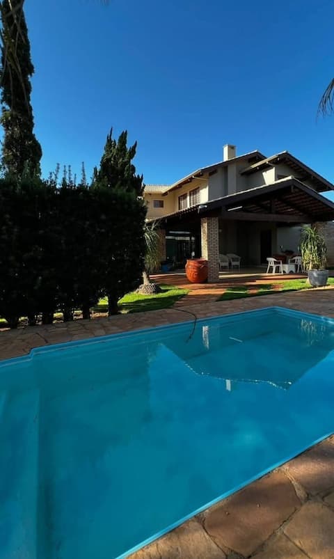 Vereda das Palmeiras
(pool, fireplace, kiosk)