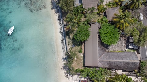 Oceanfront Villa - Grand Baie | Private Sea Access