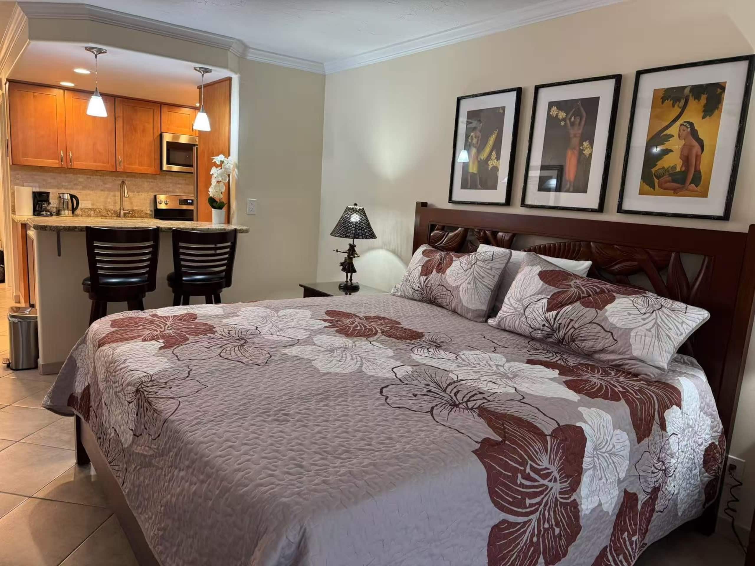 Condo in Lahaina · ★4.63 · Studio · 1 bed · 1 private bath - Image 24