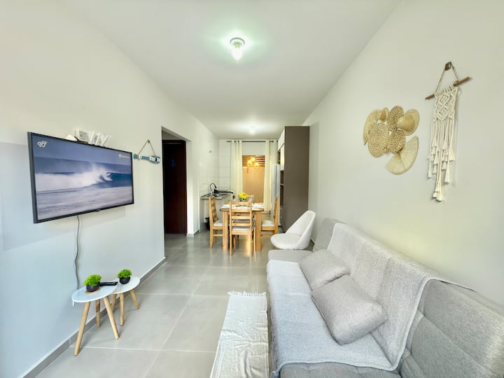 Casa Com Spa Aquecido, Suíte E Garagem Em Matinhos - Matinhos