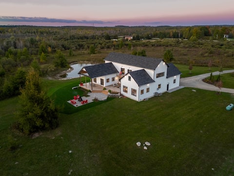 Unwind at Elba Haus