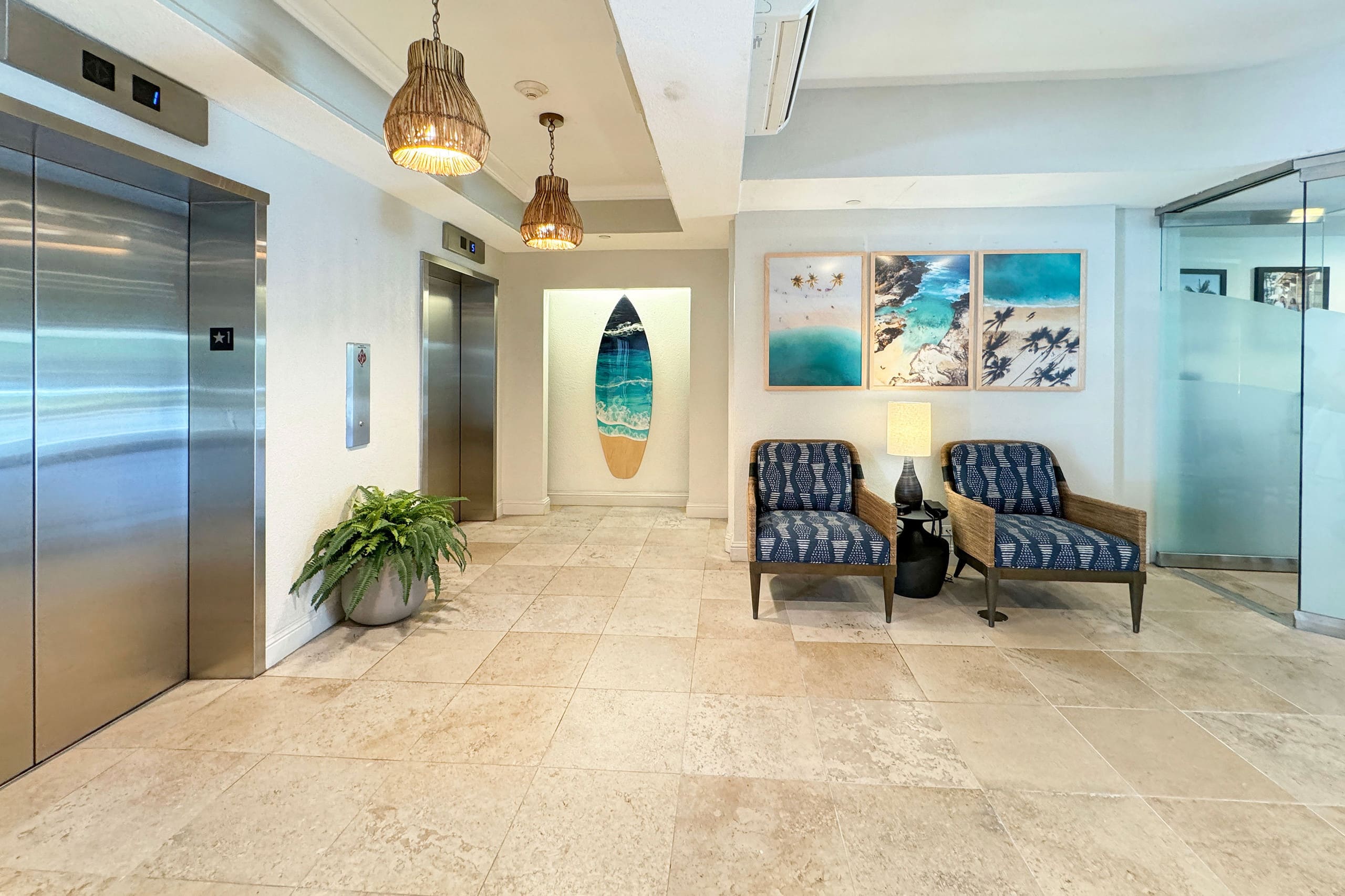 Condo in Honolulu · ★4.73 · 1 bedroom · 2 beds · 1 private bath - Image 34