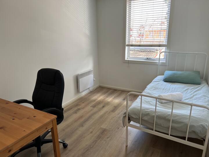 საძინებელი 3