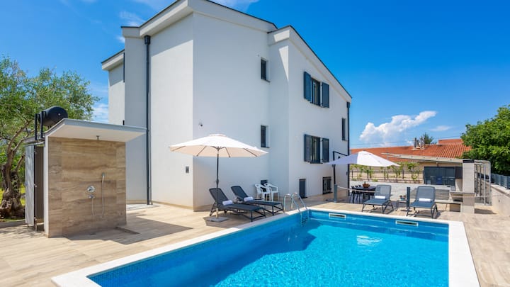 Apartment Estate 2 - Island Krk By Villas Guide - Cres