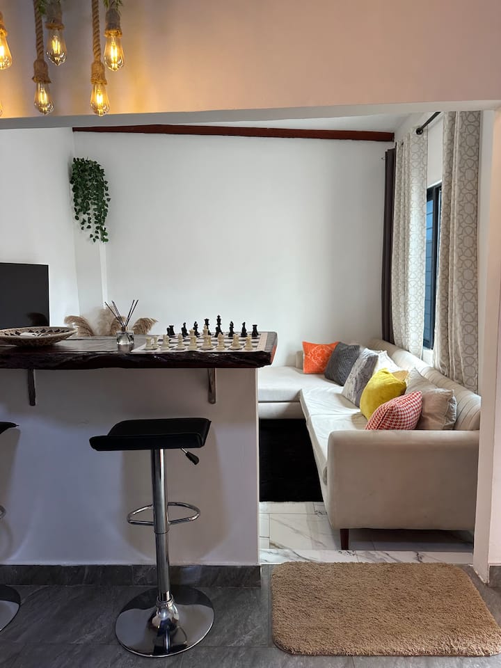 Black Pearl Apartments; 24/7 Power & Starlink Wifi - Zambia